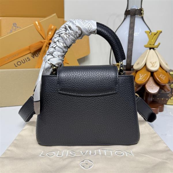 2026120164255267 270